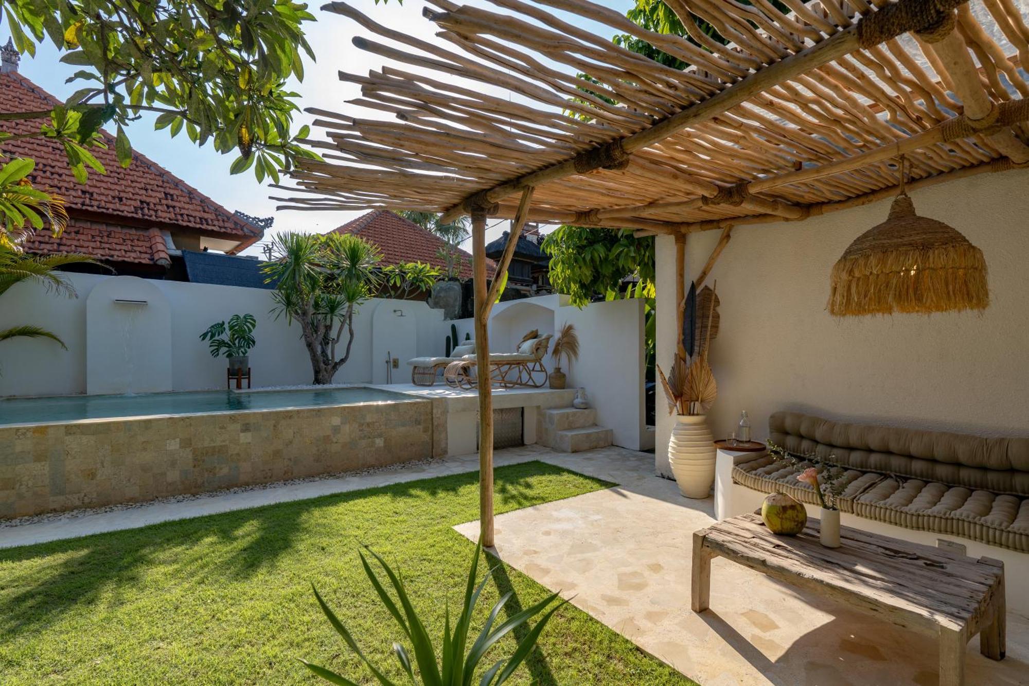 Cozy Up Villa Sanur Esterno foto