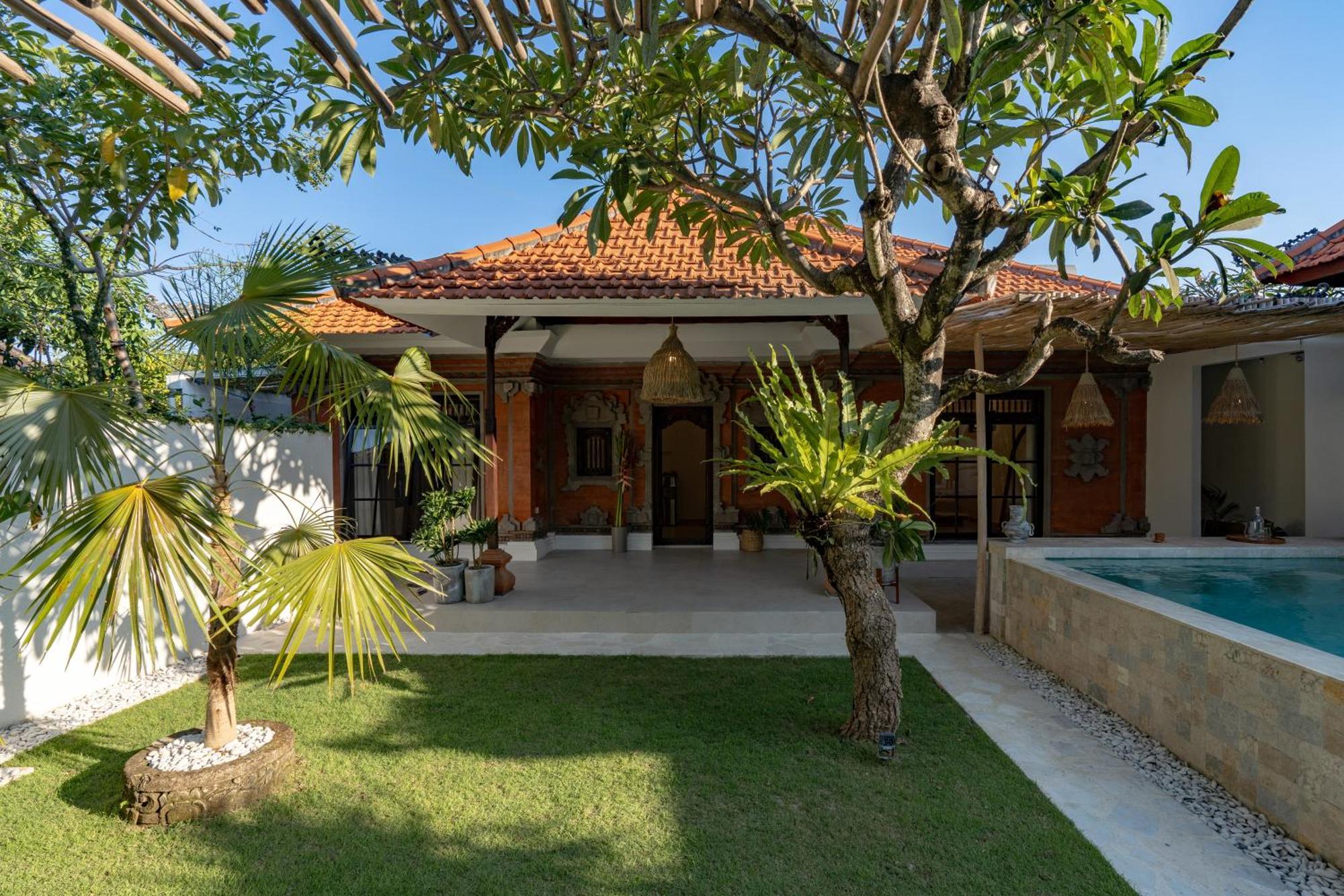 Cozy Up Villa Sanur Esterno foto